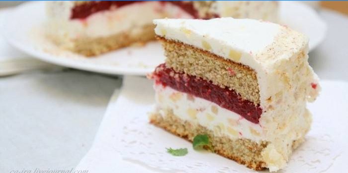 Domaća spužva torta s voćem