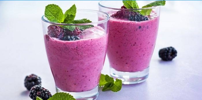 Ukusni bobični smoothie