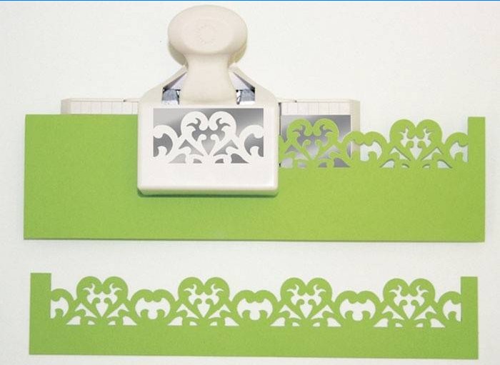 Scrapbooking bušiti