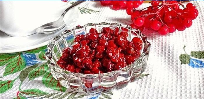 Viburnum s jabukama i medom