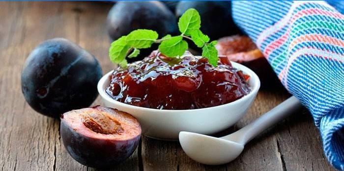 Gusti Thorny Jam s narančom