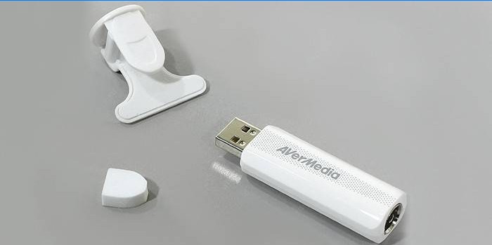 USB video tuner s antenom za AVerMedia Technologies TD310 laptop