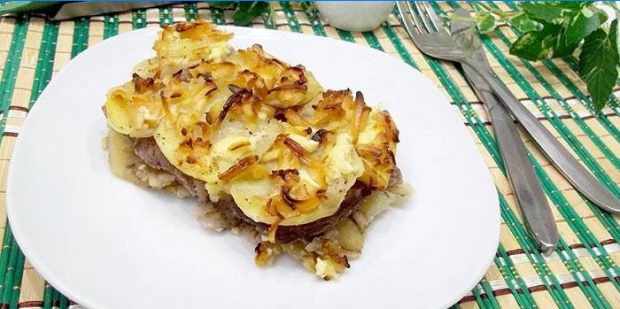 Pečeni krumpir s mesom