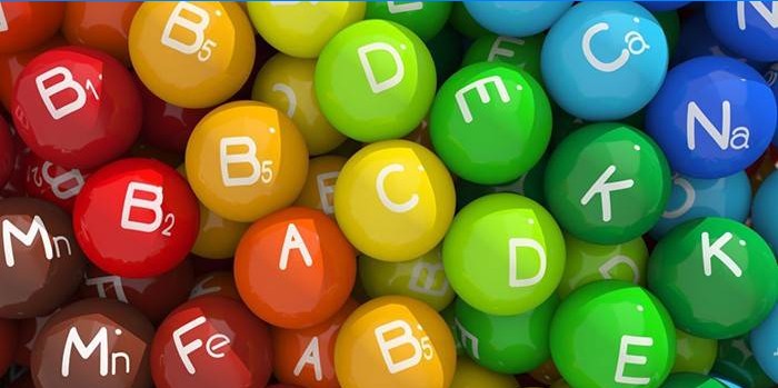 Višebojne kuglice vitamina i minerala