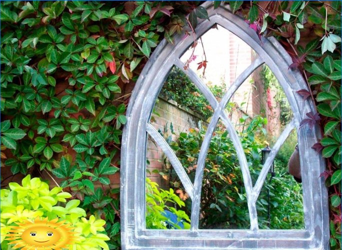 Ogledalo u vrtu kao neobičan detalj pejzažnog dizajna