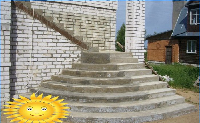 Kako pravilno betonirati trijem stepenicama radijusa