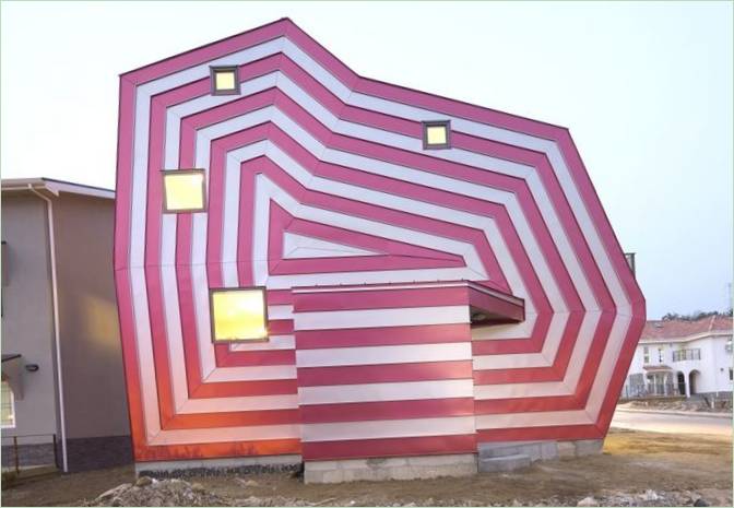 Upečatljiv dizajn neobičnog doma iz studija Nazionine
