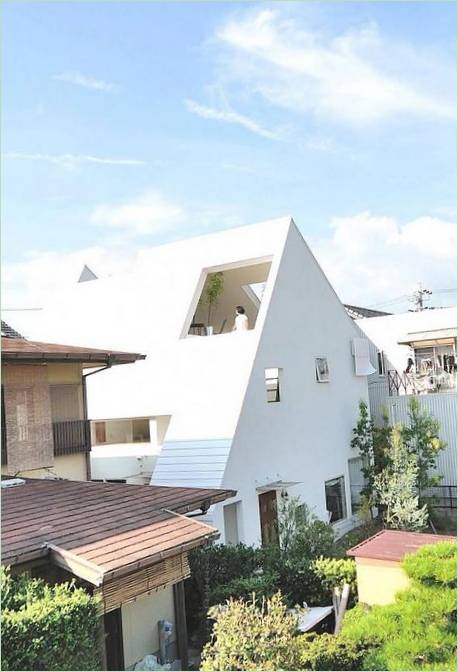 Neobična trokutasta kuća