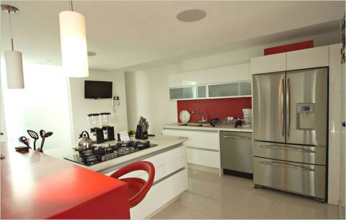 Dizajn interijera Kuhinje U crveno-bijeloj boji