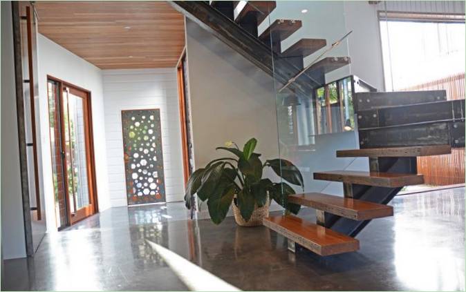 Dizajn interijera moderne vikendice u Brisbaneu, Australija: stubište. Fotografija 1