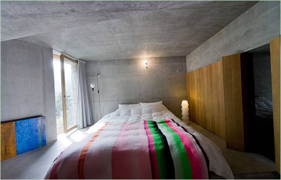 Dizajn spavaće sobe ovalne podzemne kuće u Švicarskoj