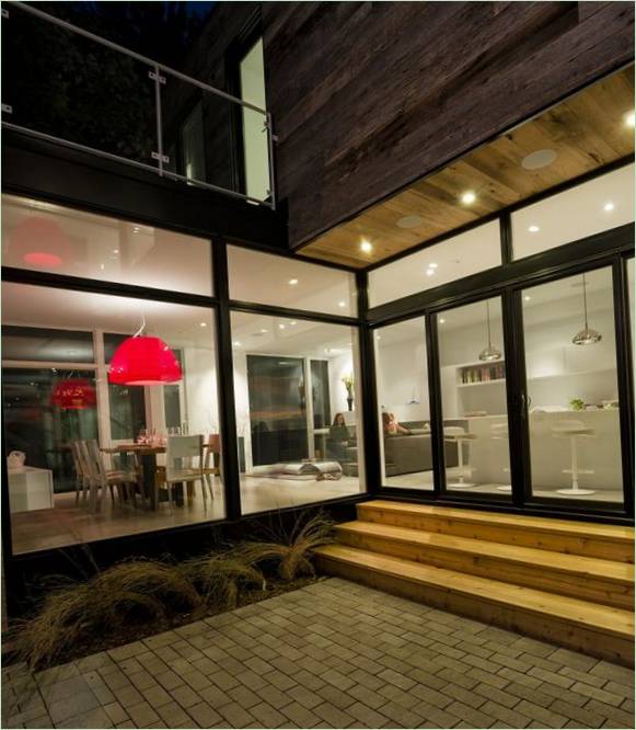 Kuća s minimalističkim Zen dizajnom u Otavi