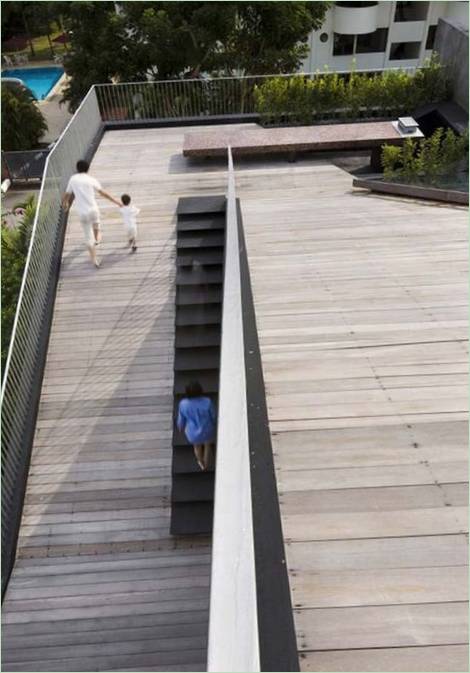 Dizajn drvene terase na krovu vikendice u Kini