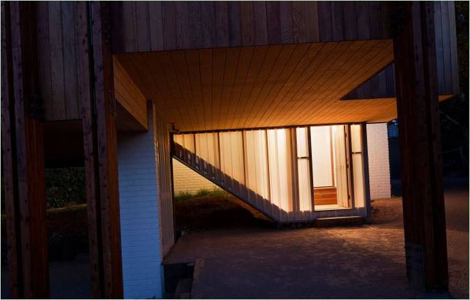 Moderan stambeni drveni paviljon