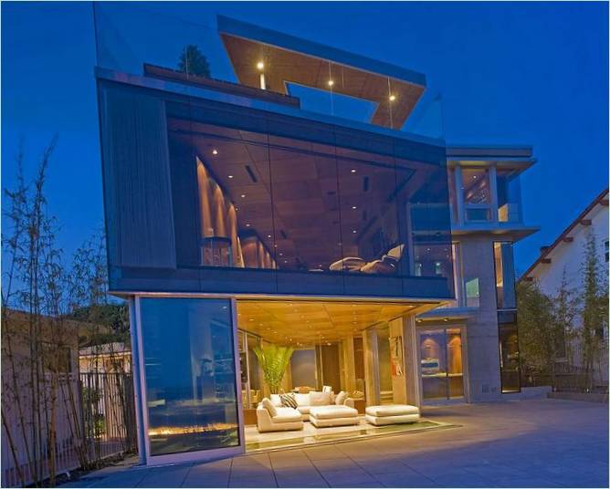 Kalifornijska kuća s pogledom na ocean