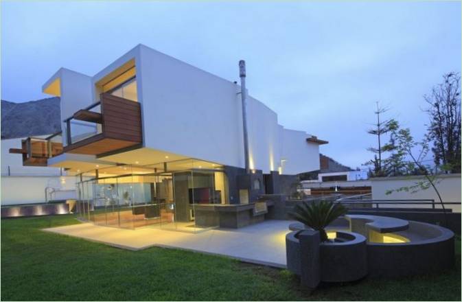 Dizajn privatne kuće u futurističkom stilu, Peru