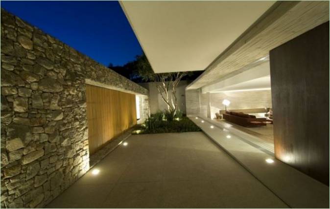 luxury-sao-paulo-property-by-marcio-kogan