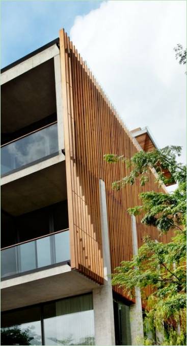 Dekoracija fasade drvenim letvicama