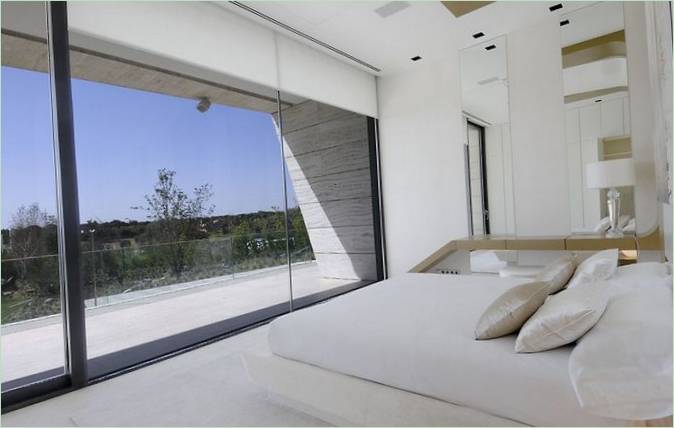 contemporary-property-in-madrid-by-a-cero-architects