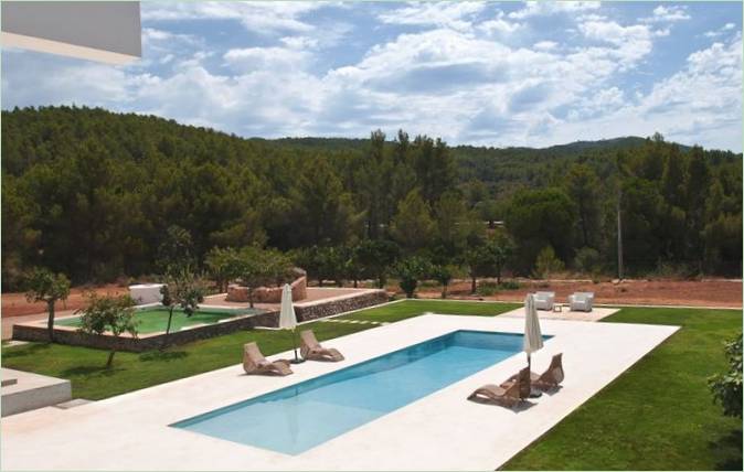 Terasa uz bazen vile u San Juan, Ibiza