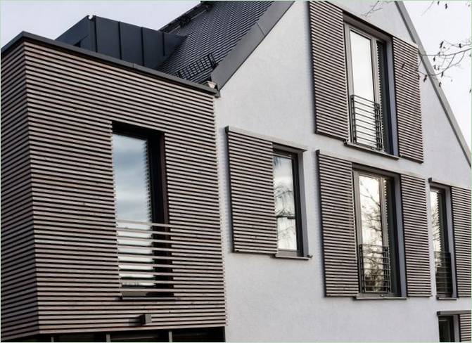 Moderne rolete na prozorima u kući u Njemačkoj