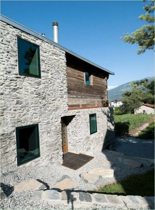 Dizajn seoske kuće Germanir u Švicarskoj