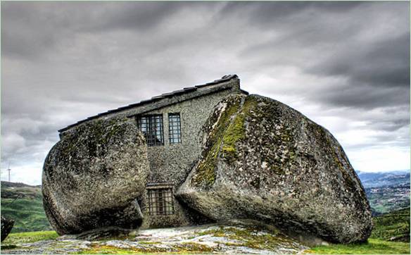 Kamena kuća u Portugalu