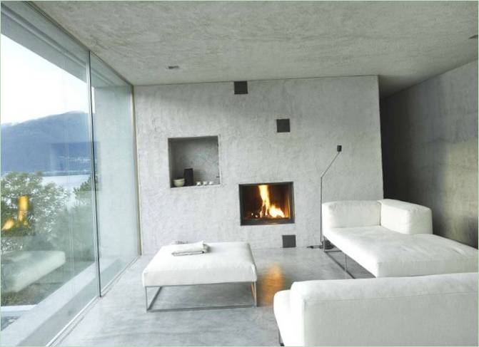 Interijer dnevnog boravka elegantne kuće u Švicarskoj